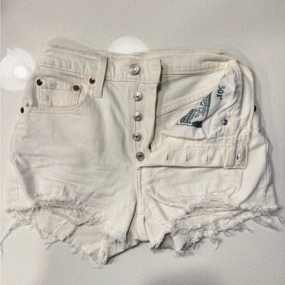 Levi's White 501 Jean Shorts - Picture 3 of 3